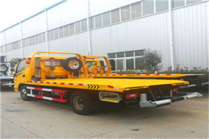 西乡塘区附近拖车救援搭电